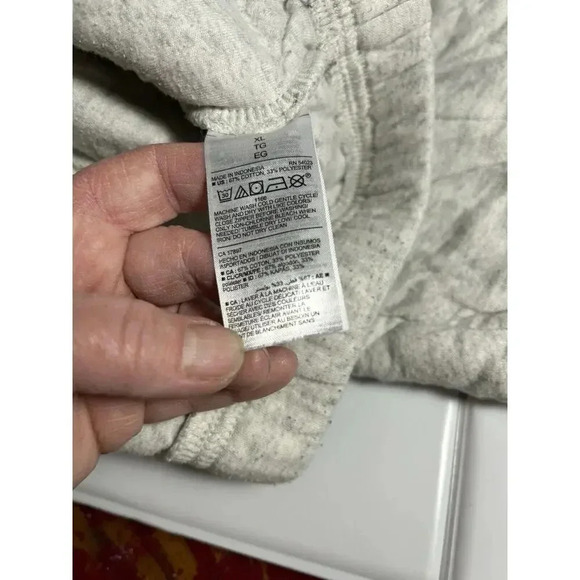 Old Navy Women's Size Xl Gray Cropped Half Zipper Quilted Sweater Extra Large - Picture 9 of 9